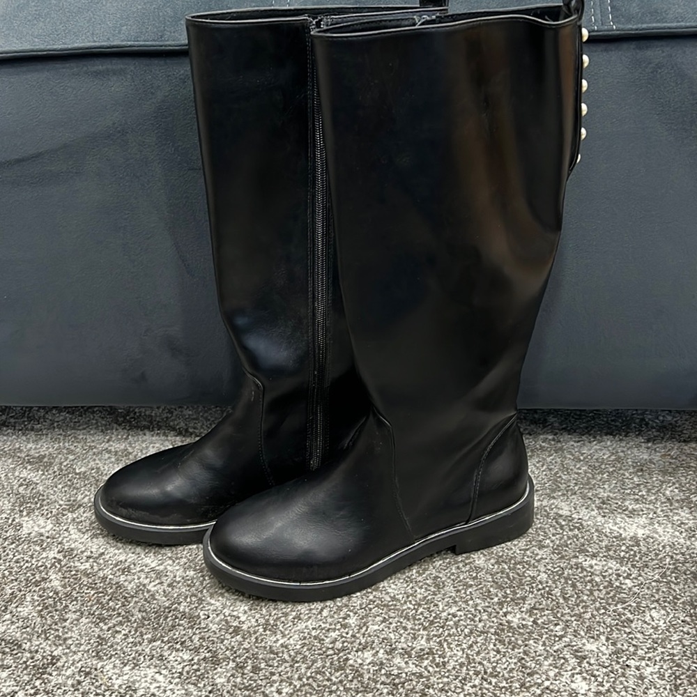 Zara gorgeous boots with pearls